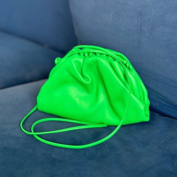 NEW Bottega Veneta Mini Pouch Green - Picture 7 of 7